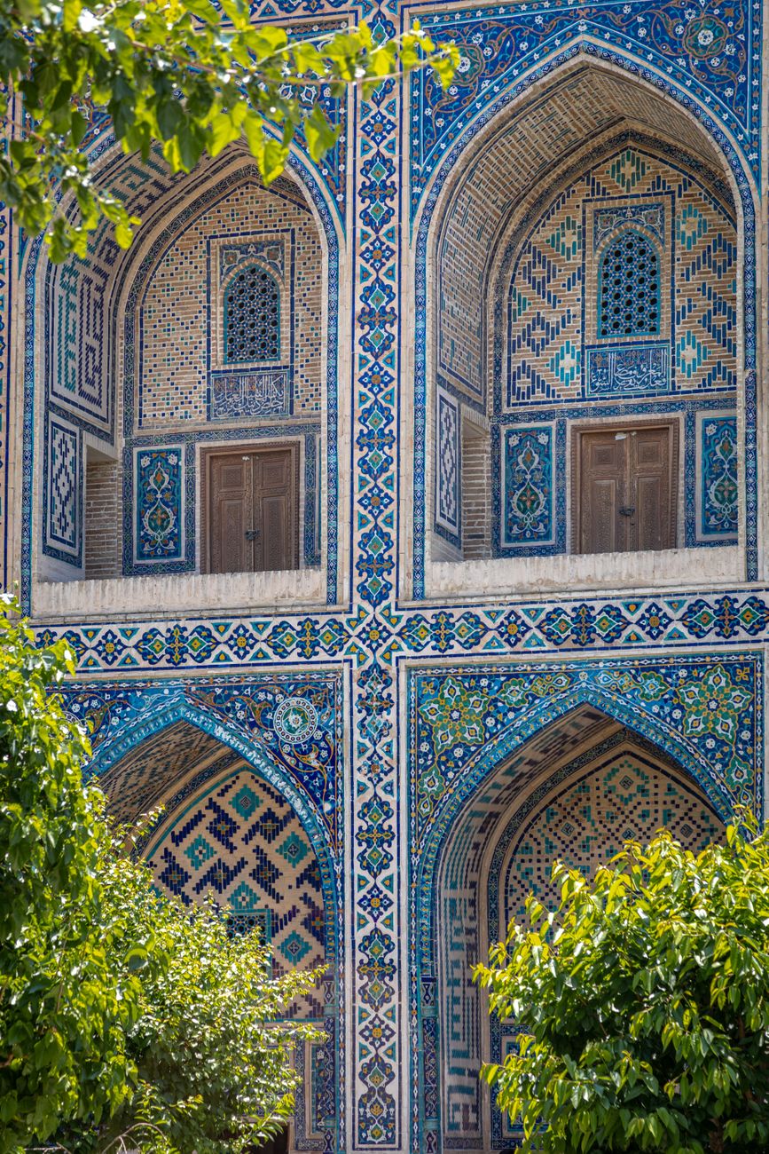 Samarqand Registon me’moriy ansambli tong chog‘ida